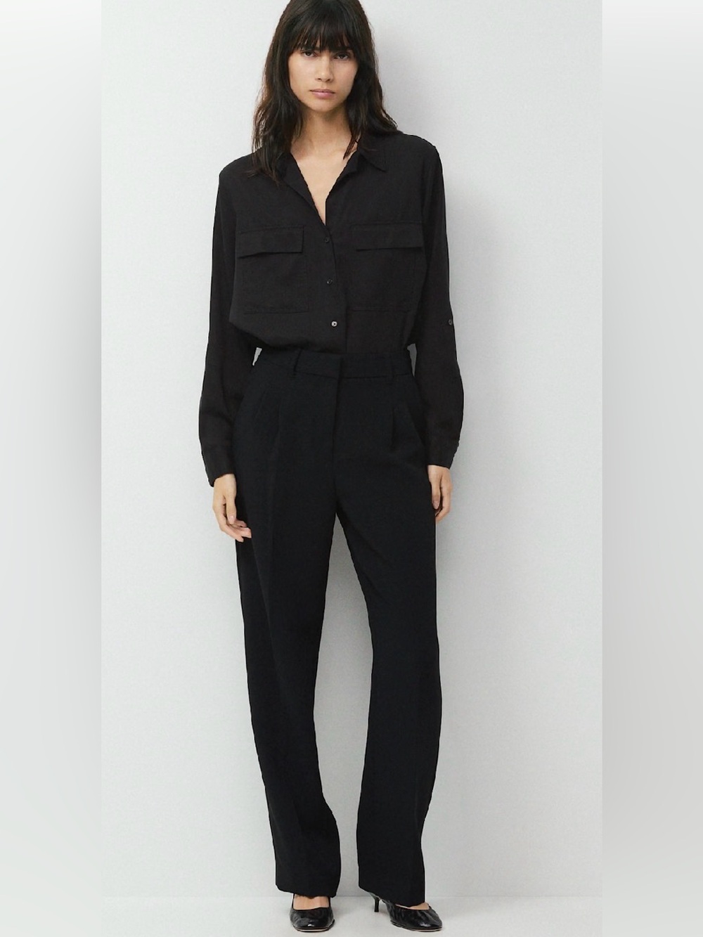 Aritzia The Effortless Pant – Size 4 – Black